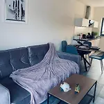 Przystantu! Apartment *